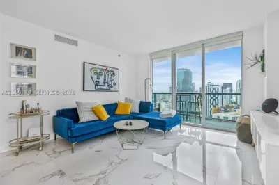 55 SE 6th ST #3807 1