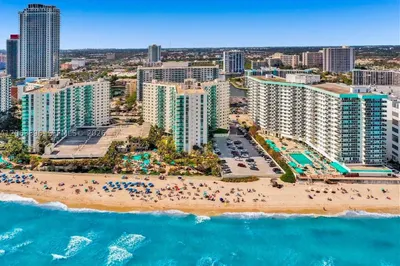 3901 S Ocean Dr #9B 1