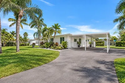 15725 SW 89th Ave 1