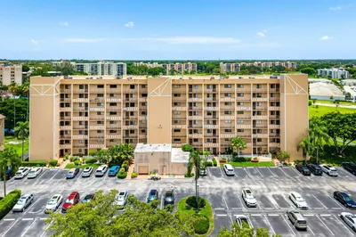 7076 Huntington Lane #502 1