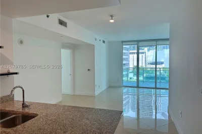 950 Brickell Bay Dr #601 1