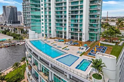 92 SW 3rd St #1107 1
