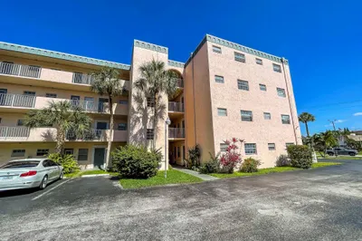 4281 NW 41st Street #320 1