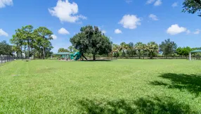 Which Brokerage Sells the Most Non HOA Homes in Palm Beach Gardens?