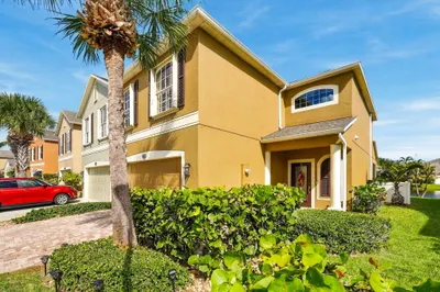 581 BISMARCK Way #103 1
