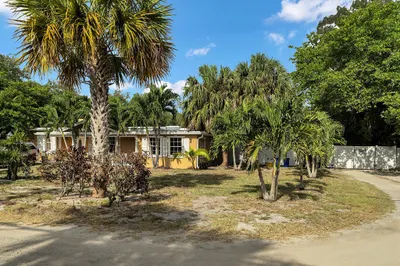 3861 Wry Road 1