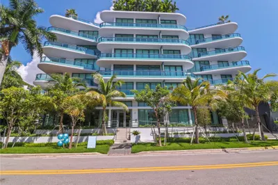 9901 W W Bay Harbor Dr #503 1
