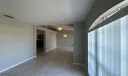 302 NE Greenbrier Ave Photo
