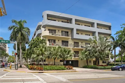 1250 Lincoln Rd #404 1