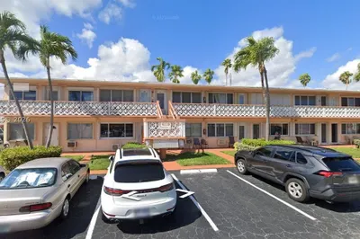 920 SW 11th Ave #9D 1