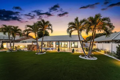 1520 SW 17th Street 1