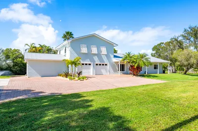 003-5920SoutheastAultAvenue-Stuart-FL-34