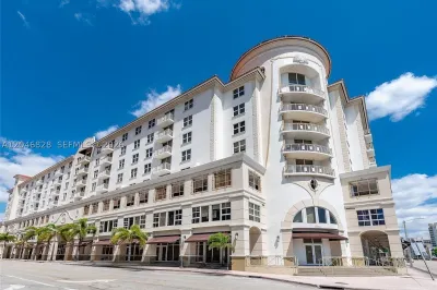 2030 S Douglas Rd #716 1