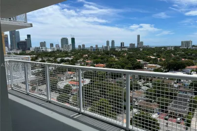 900 SW 8th St #1503 1