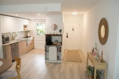 201 Galen Dr #110 1