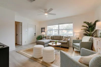 526 Eastwind Drive #526 1
