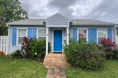 733 Green Street 1