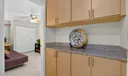1991 Discovery Circle E Photo