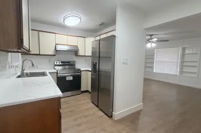 2580 NW 62nd Ave 1