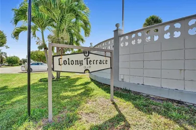 2000 NE 51st Court #210 1