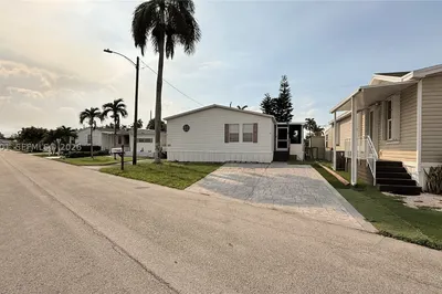 8631 SW 18th Pl 1