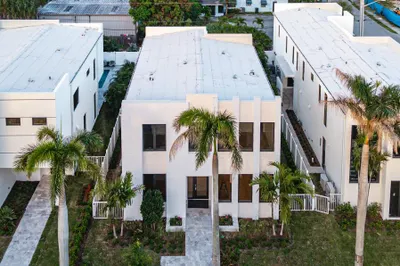 731 SE 4th Avenue 1