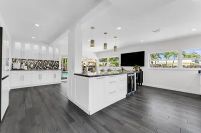 1472 SW 13th Street 1