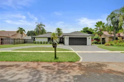 620 SW 100th Ave 1