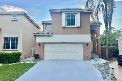 5207 Eagle Cay Place 1