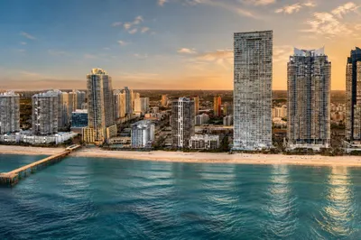 16901 Collins Avenue #3002 1