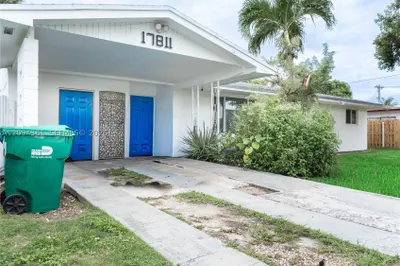 17811 SW 112th Ave 1