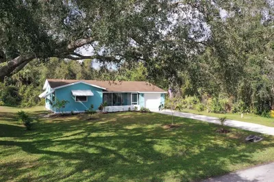 1379 Scroll Street 1