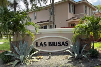 280 Las Brisas Cir #280 1