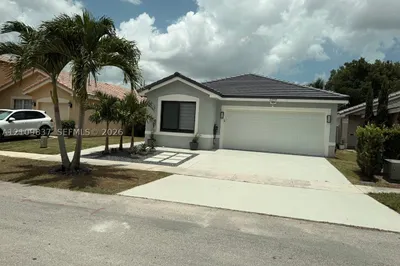2203 SW 173rd Ave 1