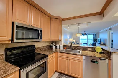 111 Lake Emerald Drive #406 1