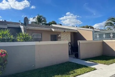 1806 NW 1st Ave 1