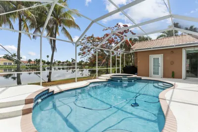 1179 Laguna Springs Dr 1