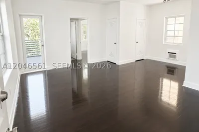 2456 Flamingo Drive #10 1