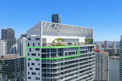 1300 Brickell Bay Dr #PH4400 1