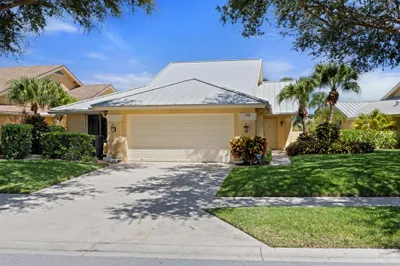 115 Sea Steppes Court