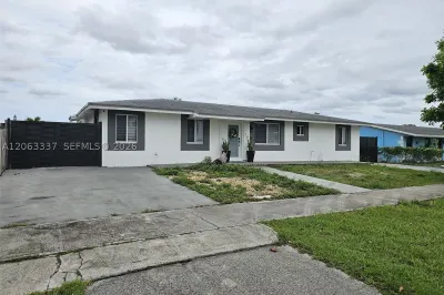75 SW 18th Ave 1