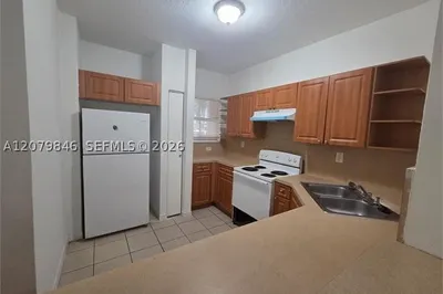 875 SW 6th Pl 0 1