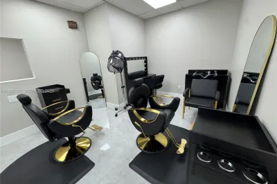 Furnished Suite for Daily/Weekly Use