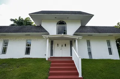 901 SW 121 Ave 1
