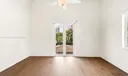 296 Ocean Blvd Photo