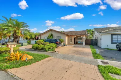 9981 NW 129th Ter 1