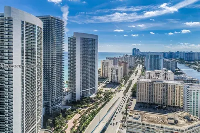 1830 S Ocean Dr #1907 1