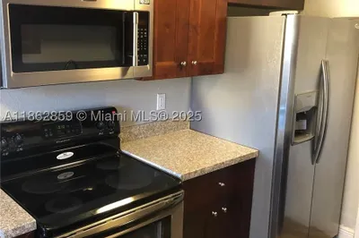 1333 S Dixie Hwy #201 1
