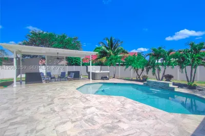 5780 Sun Pointe Circle 1