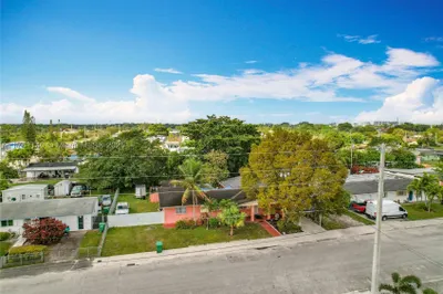 22320 SW 114 Ave 1